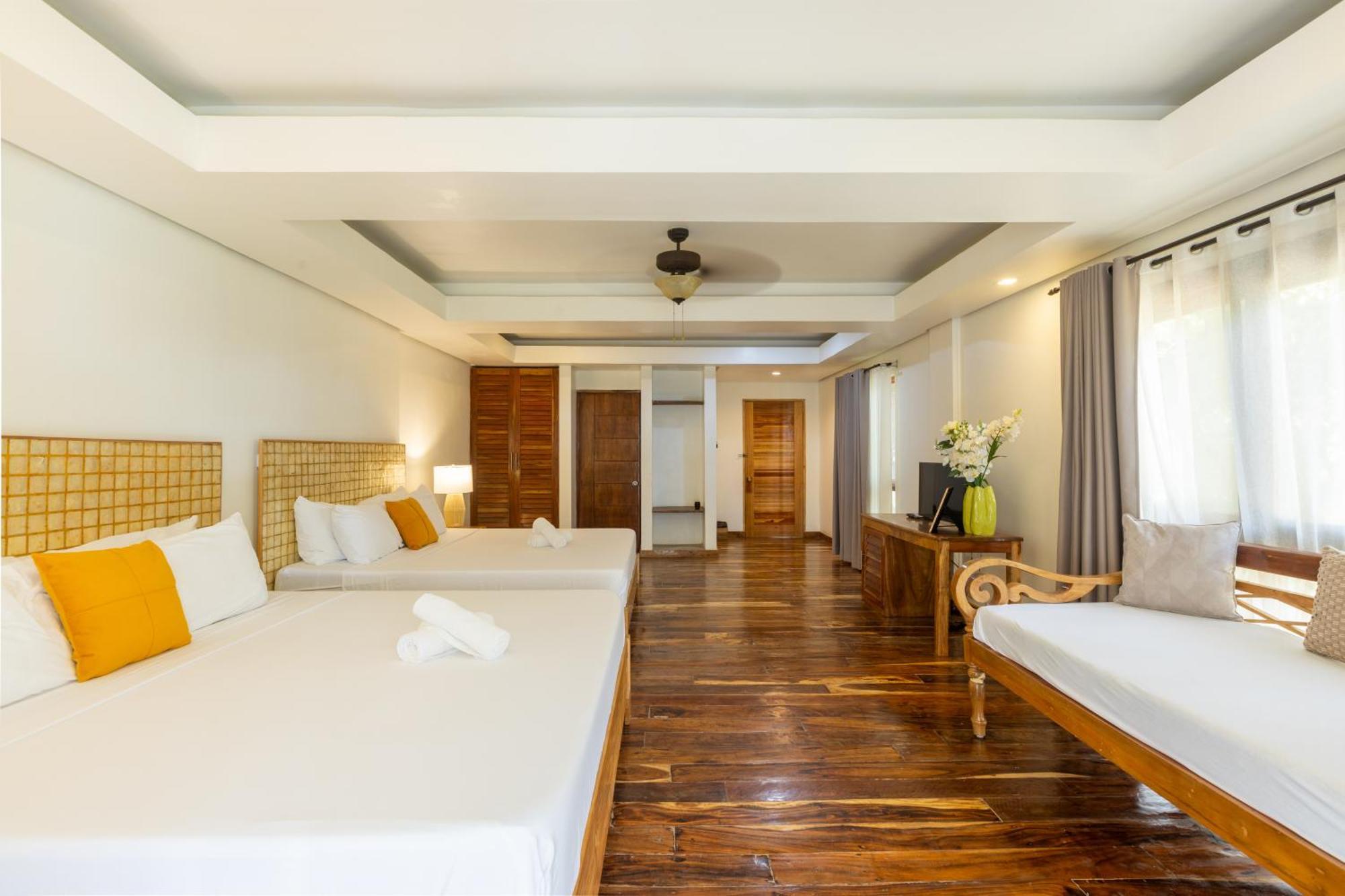 Nabulao Beach Resort Hinoba-an Exterior foto