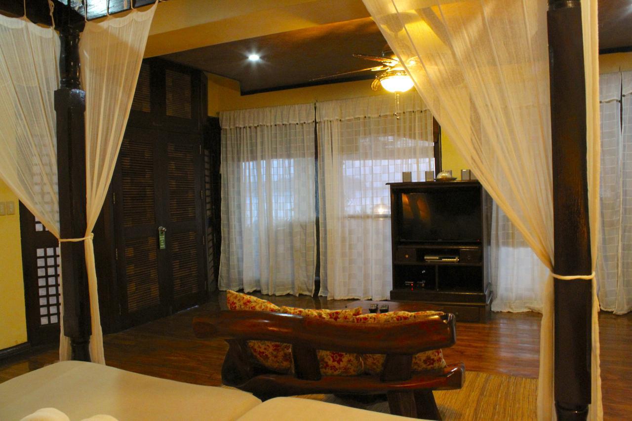 Nabulao Beach Resort Hinoba-an Exterior foto