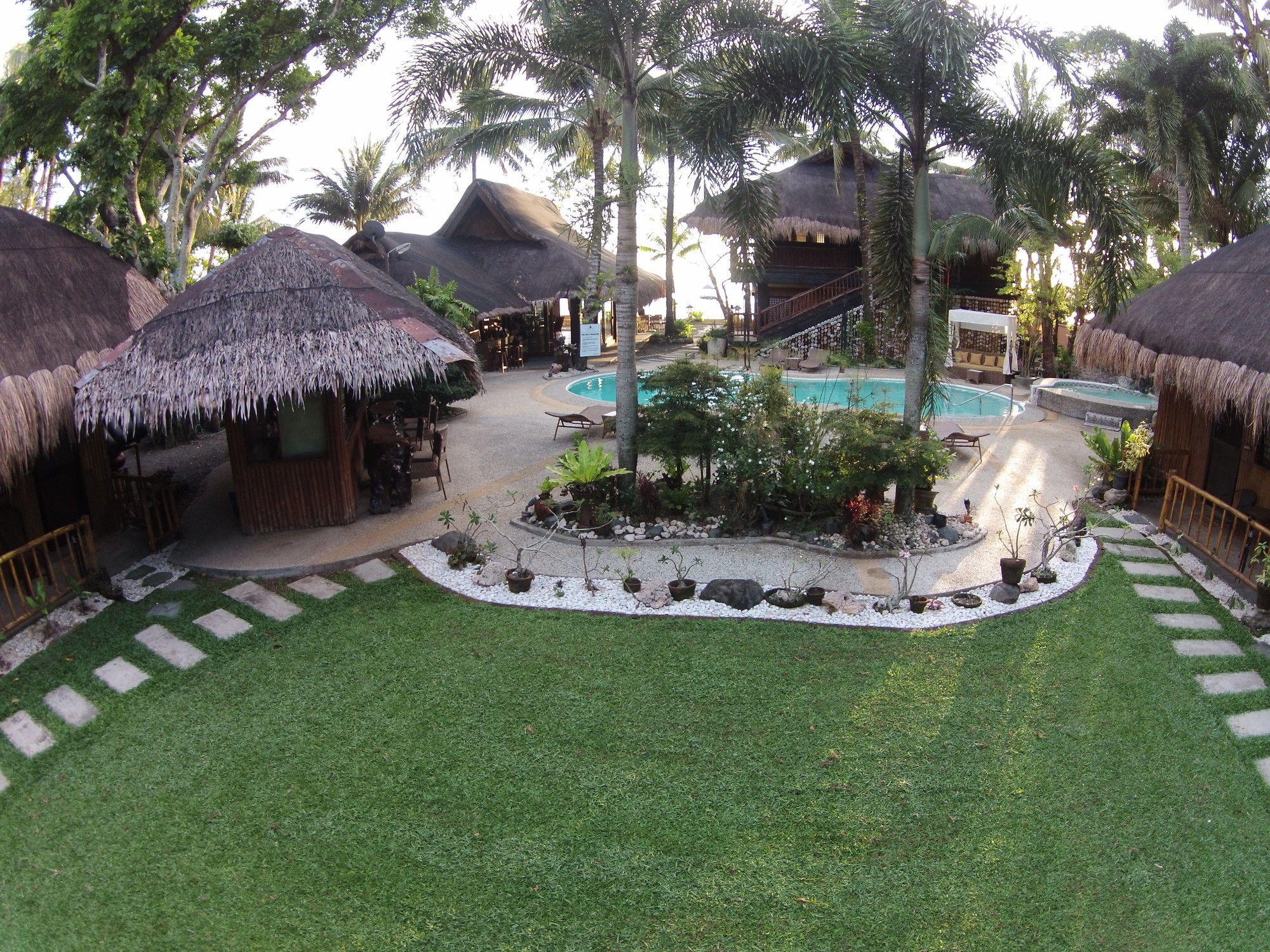 Nabulao Beach Resort Hinoba-an Exterior foto
